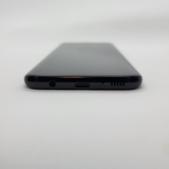 Samsung Galaxy S8 USed Unlocked 64GB - Picture 5 of 5